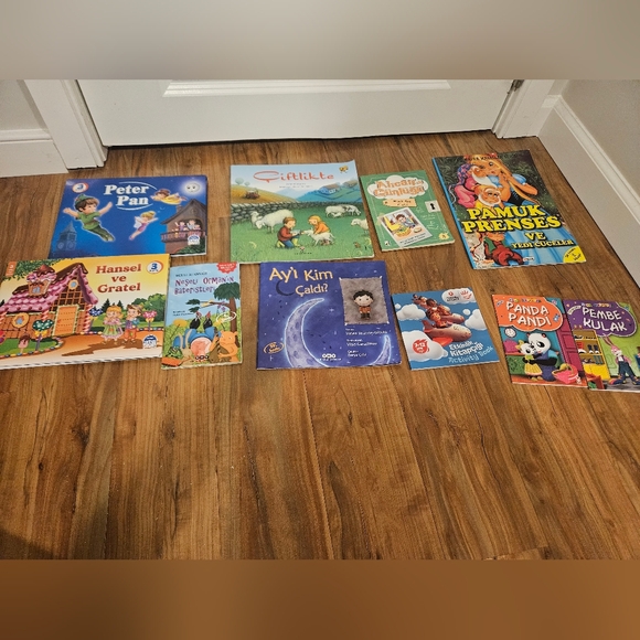 Children's Turkish Storybook Collection - Picture 1 of 5